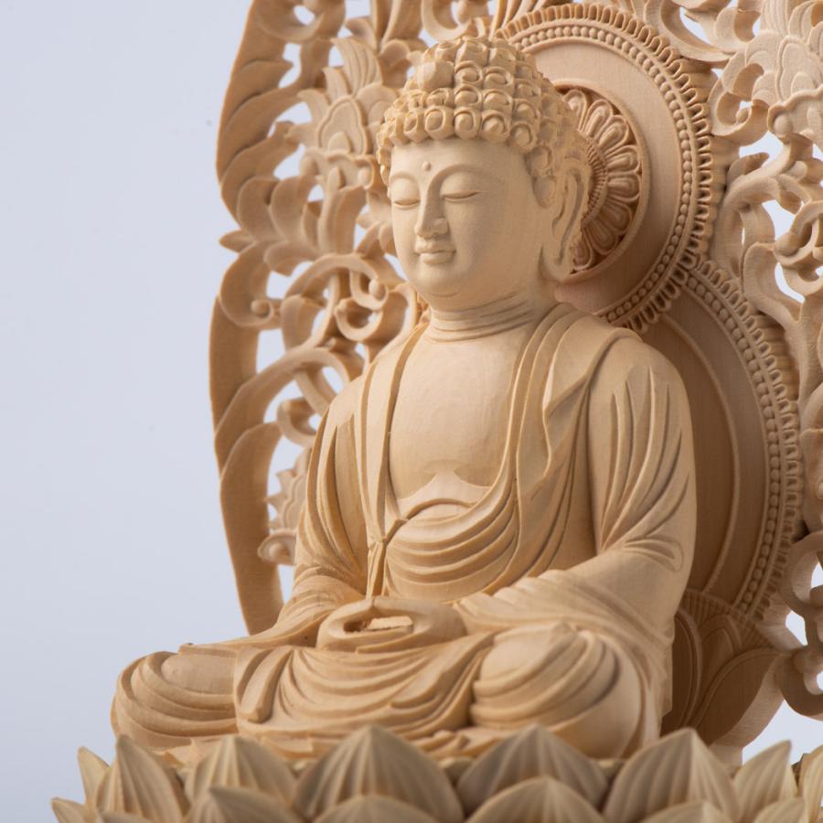 仏像 本尊 柘植材 六角台座 木地彫 座像 唐草光背 2号 釈迦如来 大日