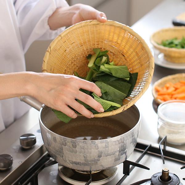 公長齋小菅 そばざる高台付きM 竹ざる 竹かご 竹籠 蕎麦ざる 竹製 京都