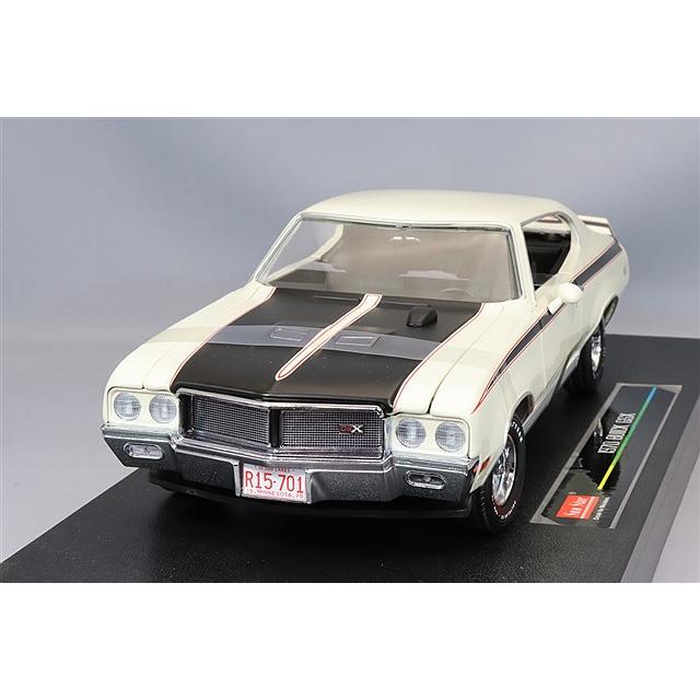 サンスター 1/18 ビュイック GSX 1970 アポロホワイト : キッド