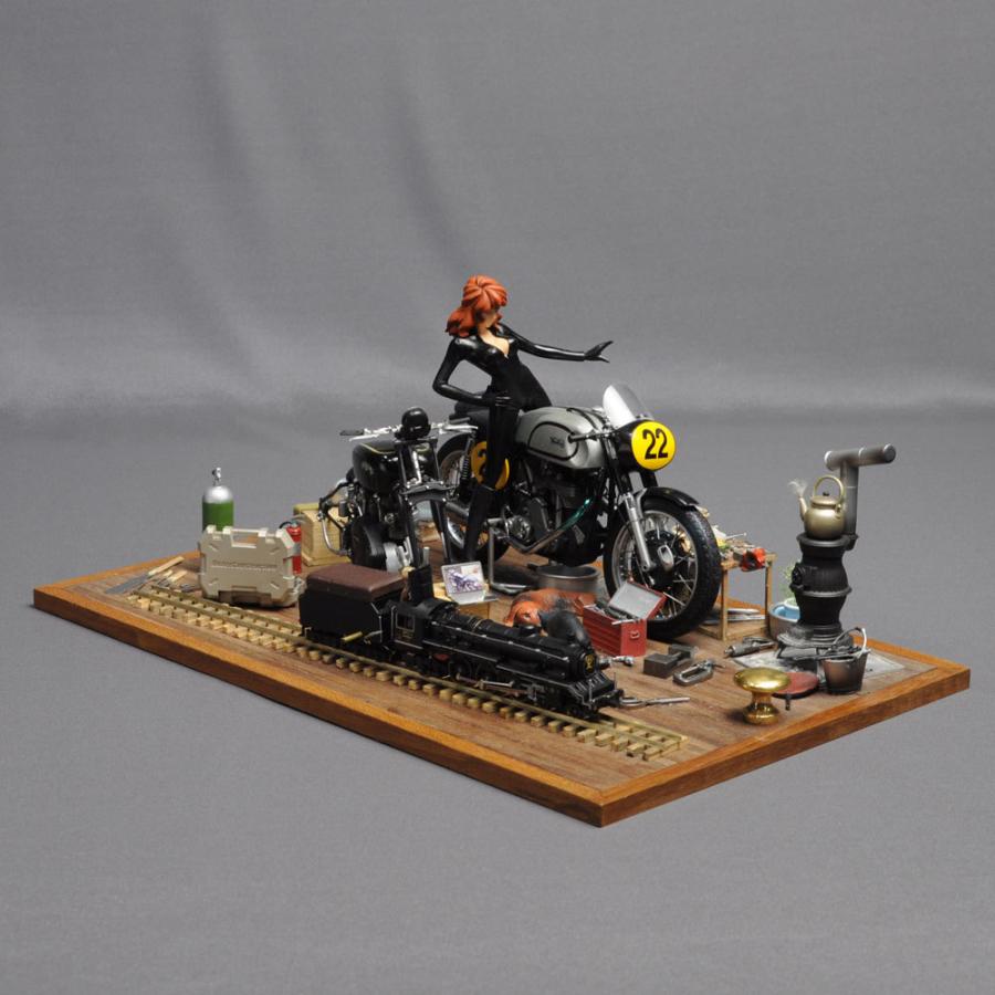 バイクとライブのロフト」 ：西村慶明 フィギュア・セクション作品 1