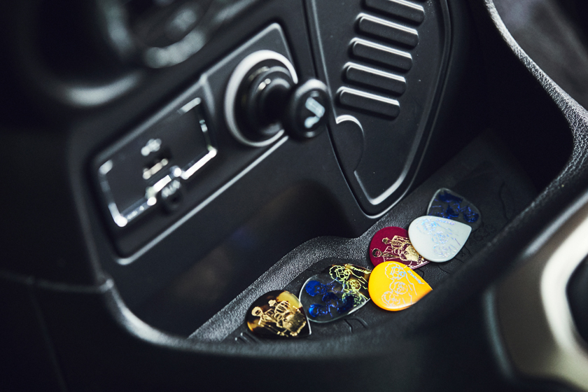 MY STANDARD. 音楽家・長岡亮介さんの定番アイテム7選