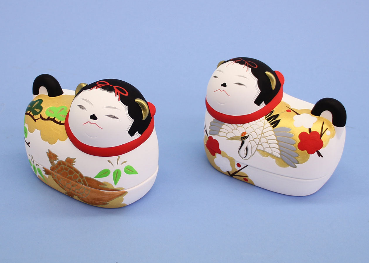 陶製素焼き絵付けの犬筥（いぬばこ）飾り白 座布団付き – 寿鳳人形の東芸