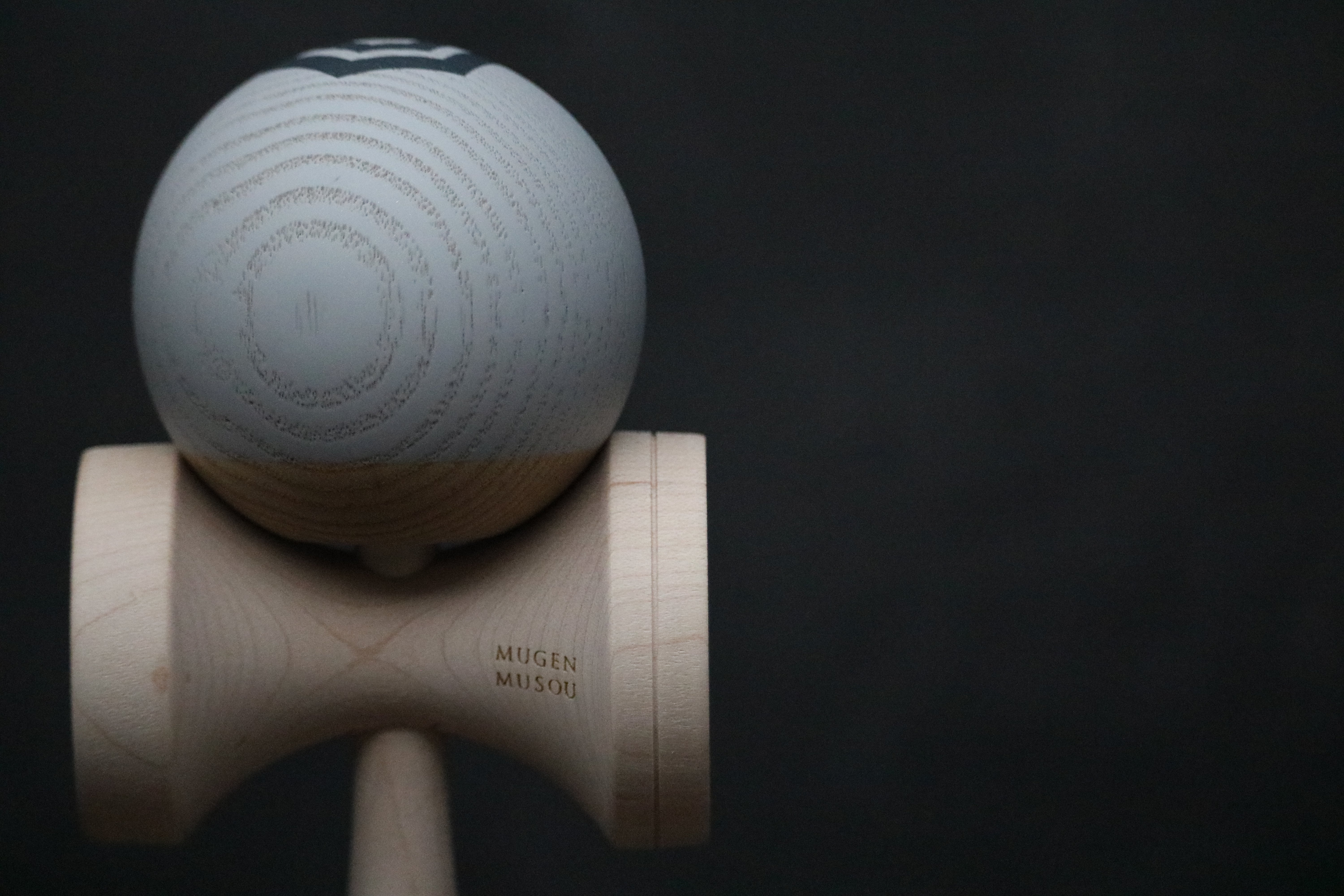 MUGEN MUSOU 【LEAD】-Silver Gray- (New Spec) – Kendama Shop Yume