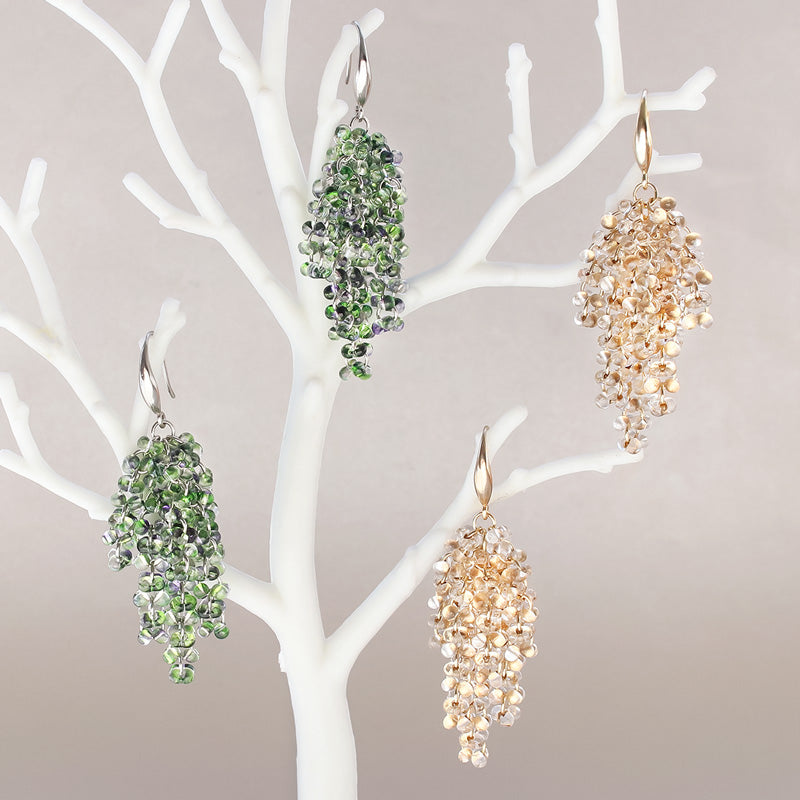 レシピNo.KR1072 チェコファルファーレのフリンジピアス – 貴和製作所