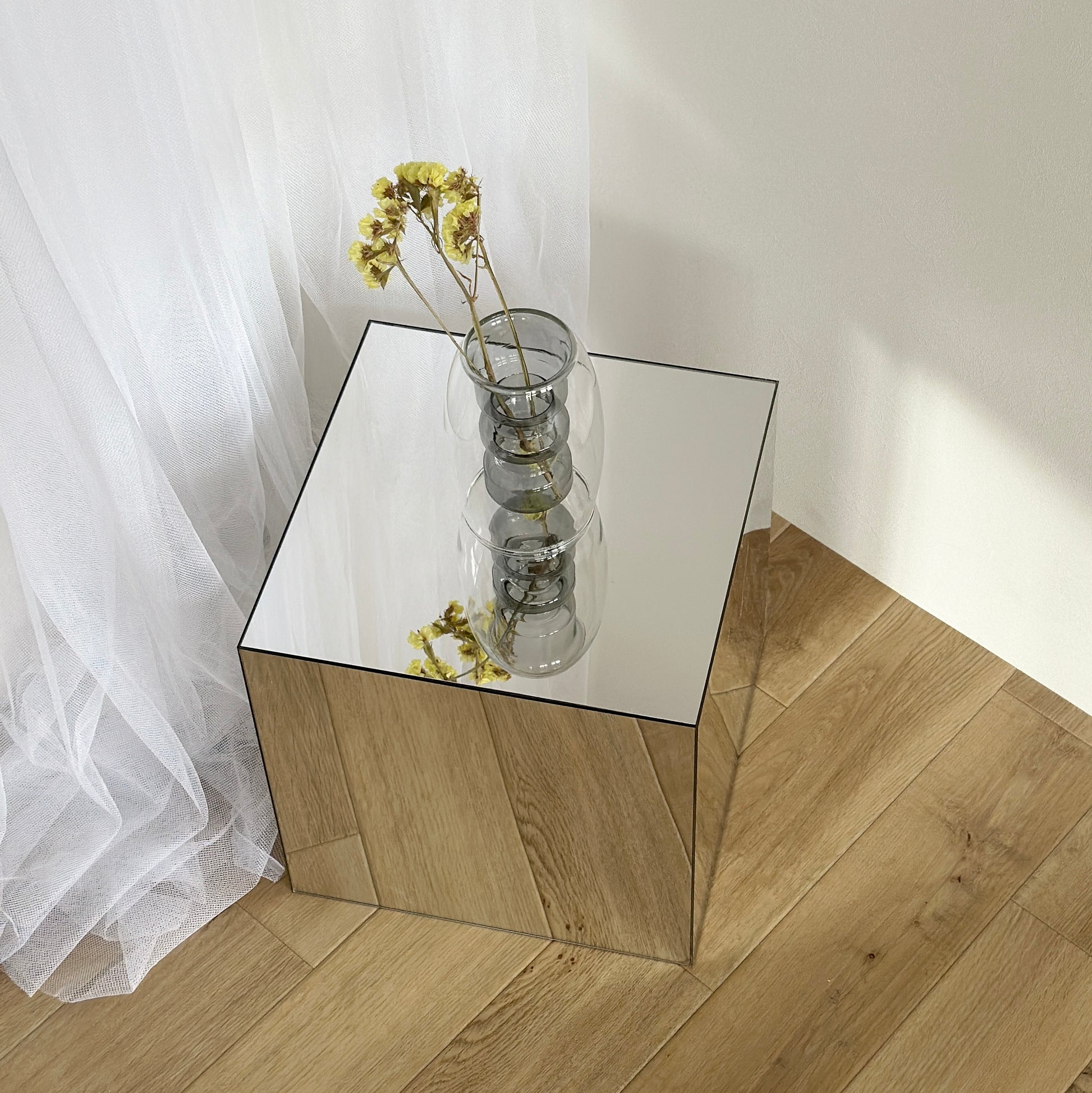 サイドテーブル｜マルチミラーキューブ - territory