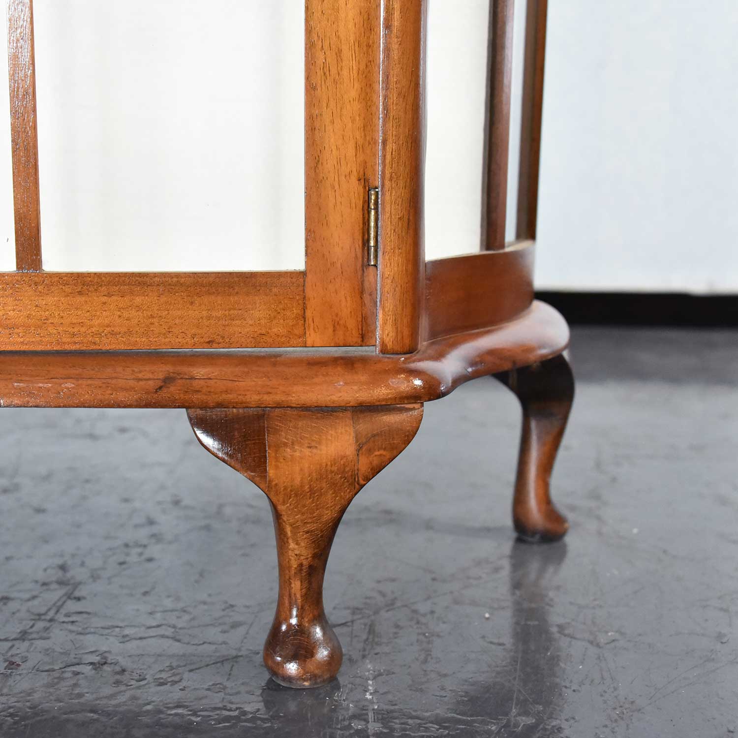 1930's チャイナキャビネット FU-272KE – 神戸アンティークウェアハウス