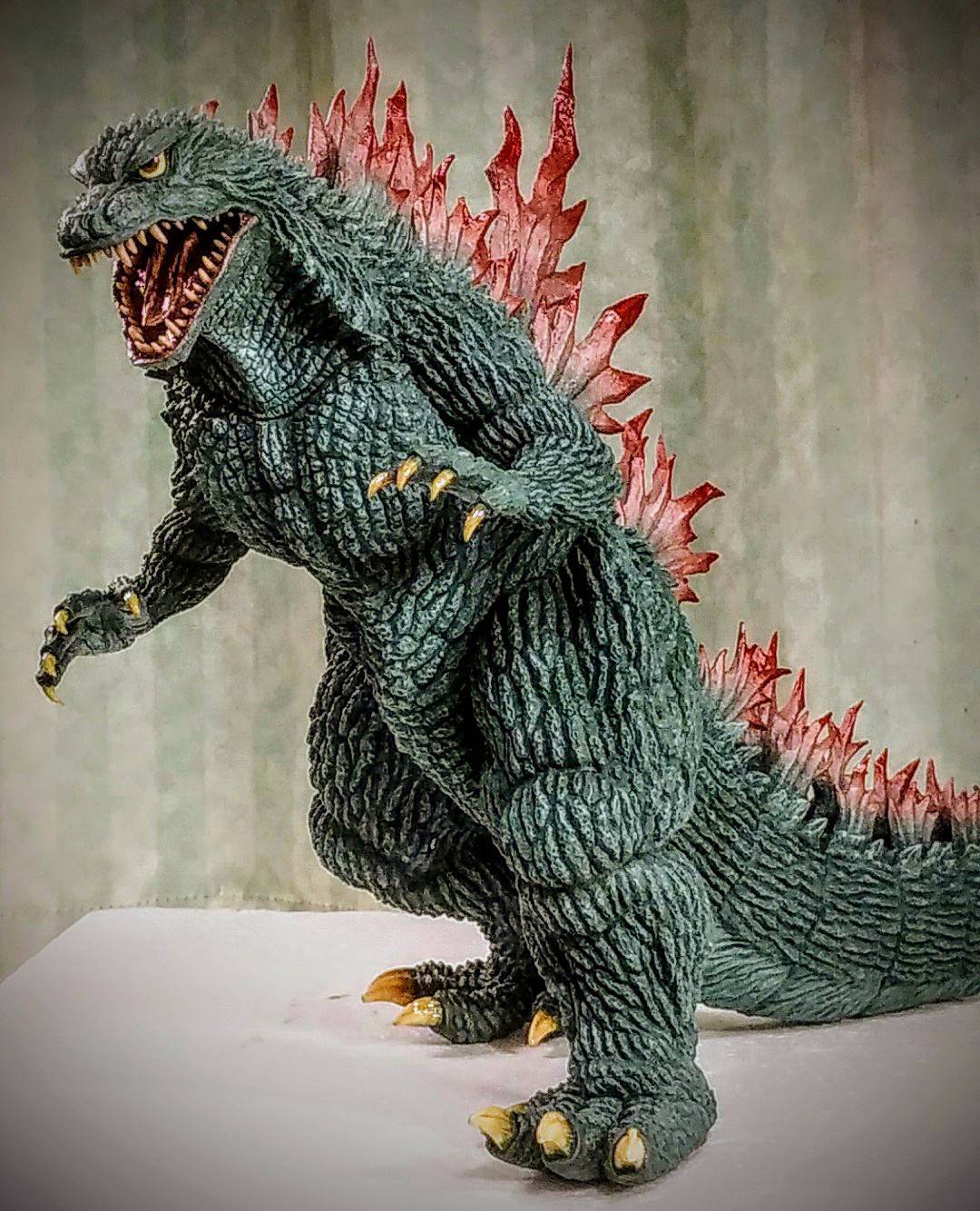 KOC TOKYO – 造形師・茨木彰氏による怪獣の世界