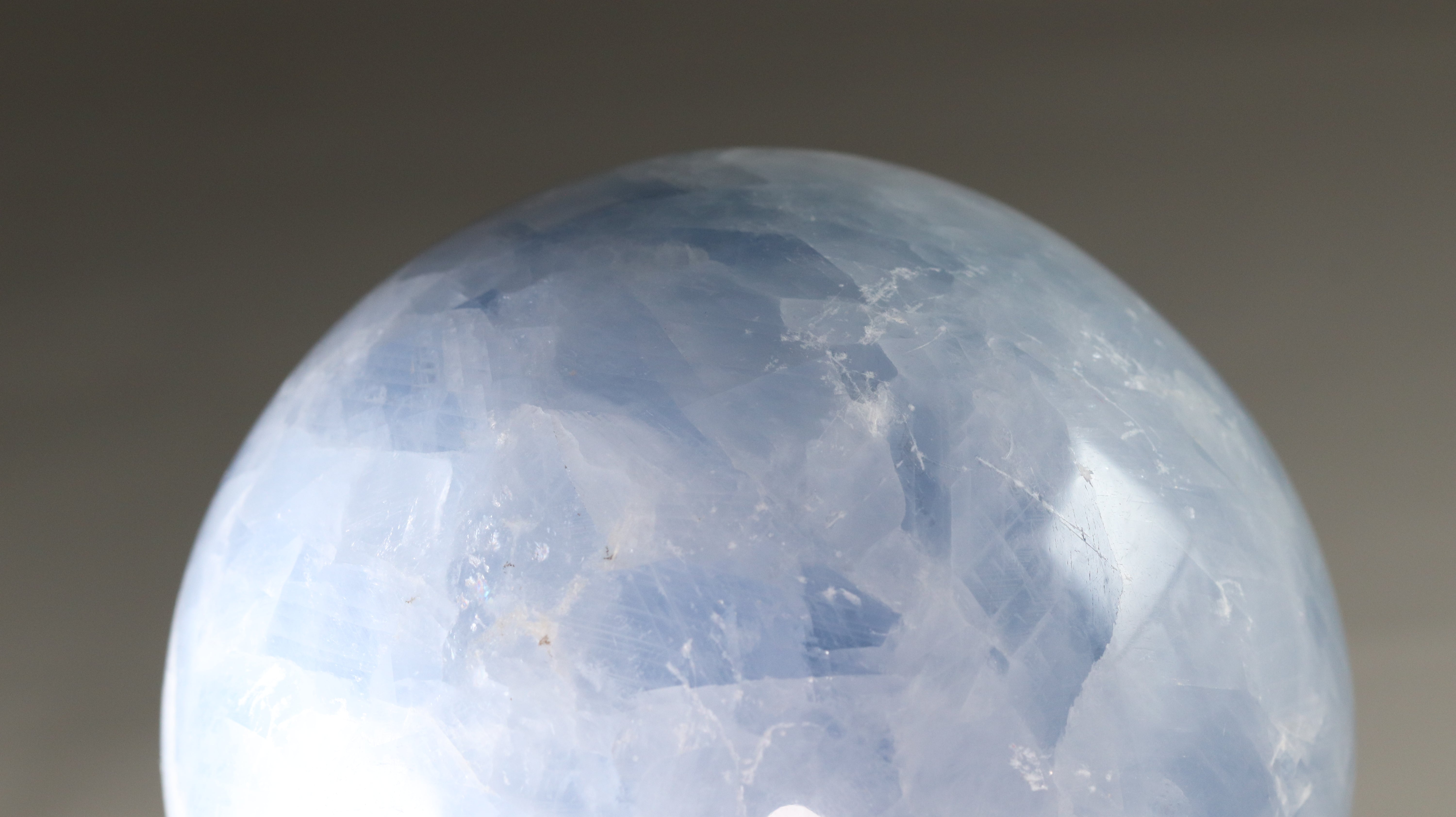 セレスタイト スフィア 91mm – Kou crystal shop – 【公式通販