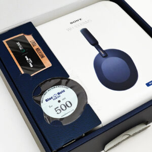 韓国で、SONY × ブルーアーカイブ WH-1000XM5 コレクションパッケージ