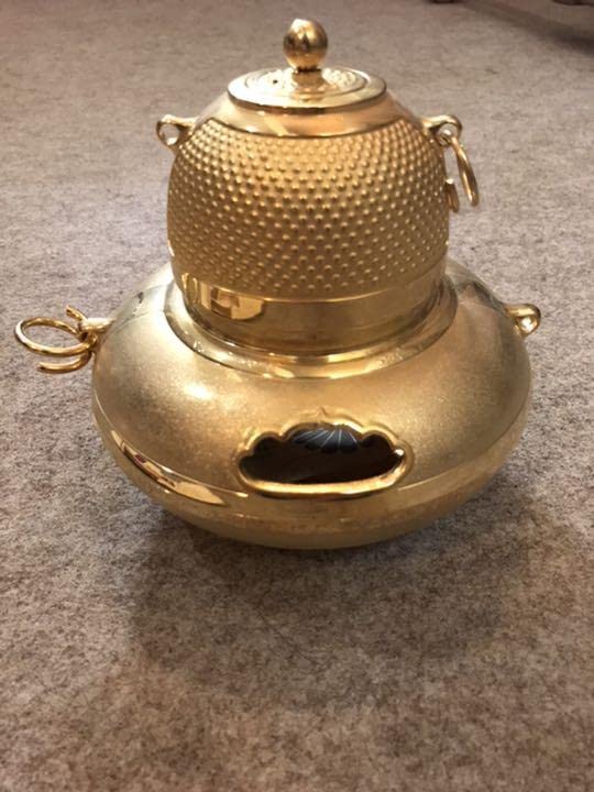 Amazon.co.jp: 「」天皇陛下御即位50年記念黄金招福茶釜 : ホーム