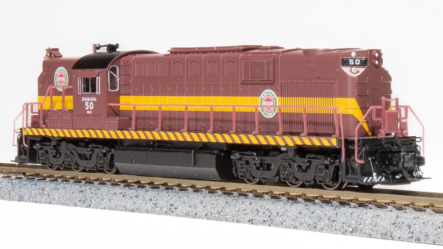 Amazon.com: Broadway Limited 6616 Alco RSD-15, DM&IR #50, Maroon w