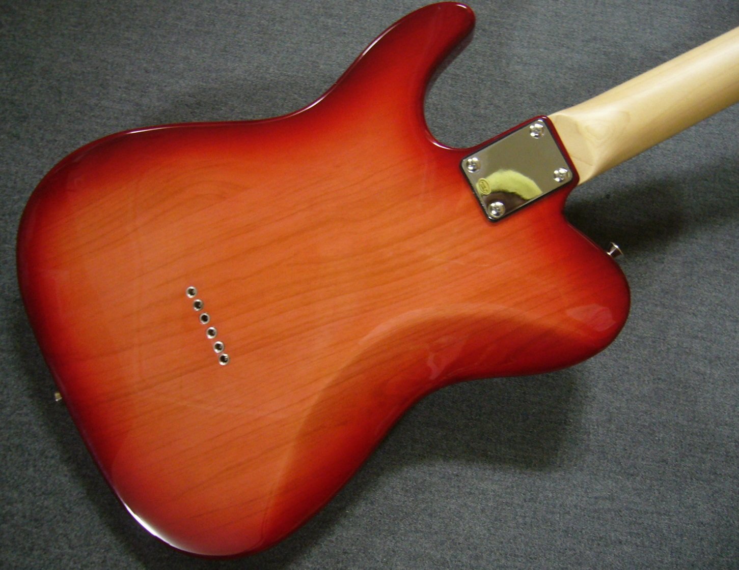 Amazon | Bacchus Universe Series TACTICS-BP/R RD-B(レッドバースト