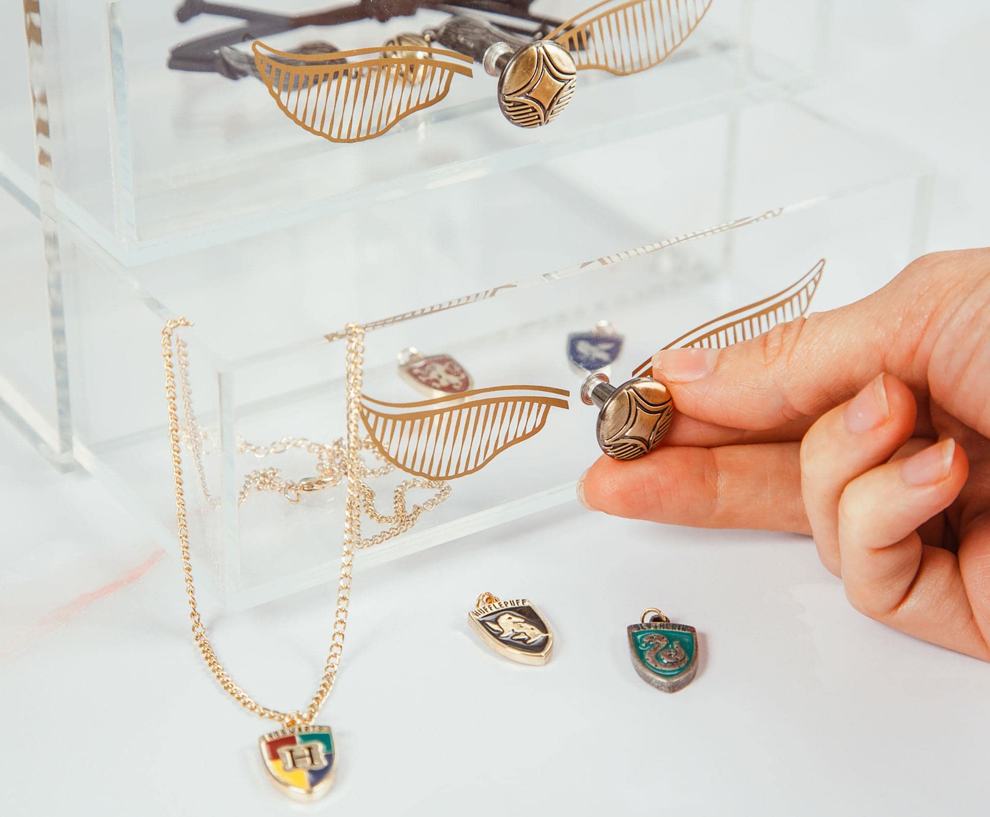 Amazon｜ハリーポッター スニッチ アクリル ビューティー