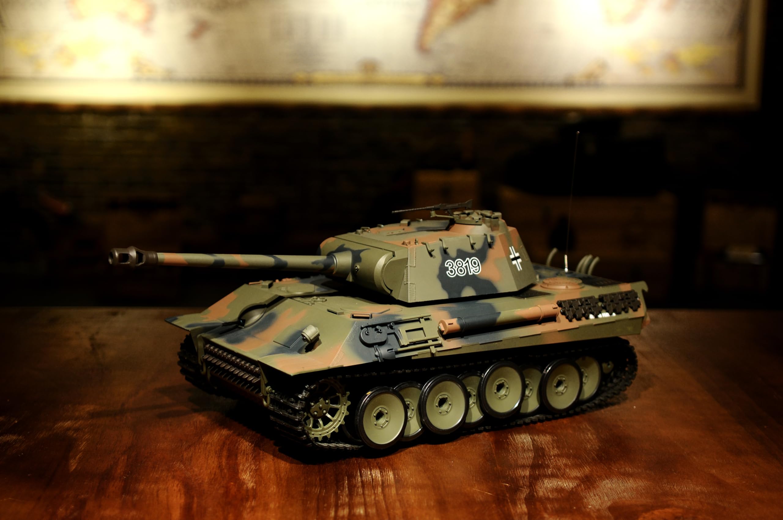 Amazon.co.jp: HengLong 1:16ドイツ軍パンターA型中戦車 3819 V号戦車