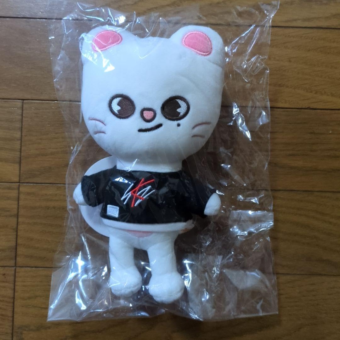 Amazon.co.jp: スキズ ジニレット オリジナルぬいぐるみ 初期