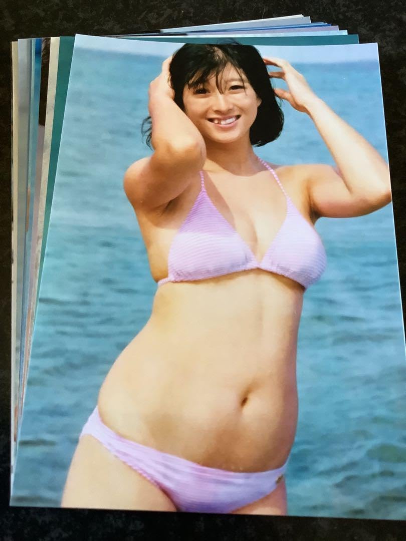 Amazon.co.jp: 1 80102 河合奈保子 L判写真10枚 昭和アイドル : おもちゃ