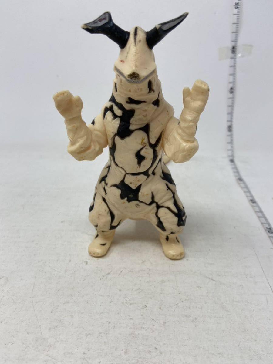 Amazon.co.jp: エレキング ソフビ 2000年製 怪獣シリーズ マン ソフビ