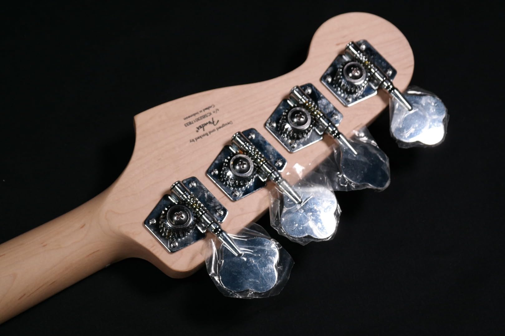Amazon.co.jp: Squier by Fender スクワイヤー エレキベース Squier