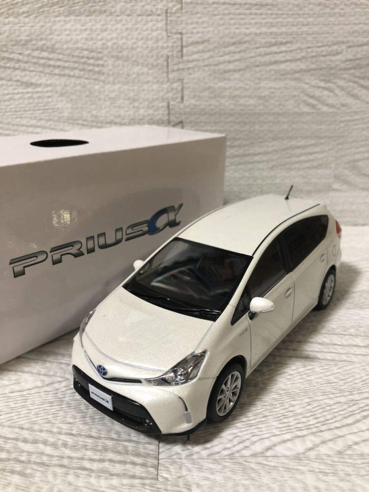 Amazon | 1/30 トヨタ プリウスα PRIUS α 後期 非売品 カラーサンプル