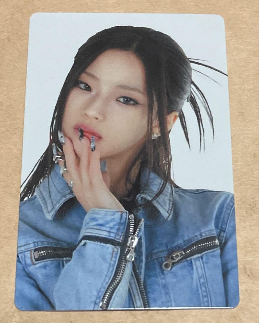 Amazon.co.jp: BABYMONSTER ルカ RUKA SEE YOU THERE トレカ B : おもちゃ