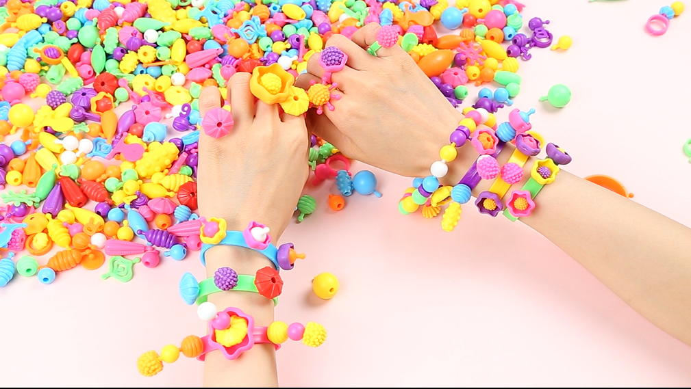 Amazon.com: FUNZBO 650pcs Pop Beads - Jewelry Making Kit for 3 4 5