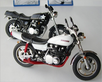 少年マガジン カスタムバイクコレクション:研二 ZⅡド初期仕様とマキオ