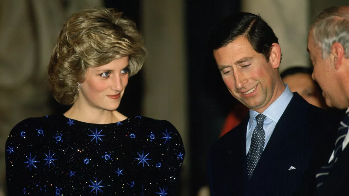 ダイアナ妃が公務で2度着用したドレス、過去最高額の約1億6800万円で