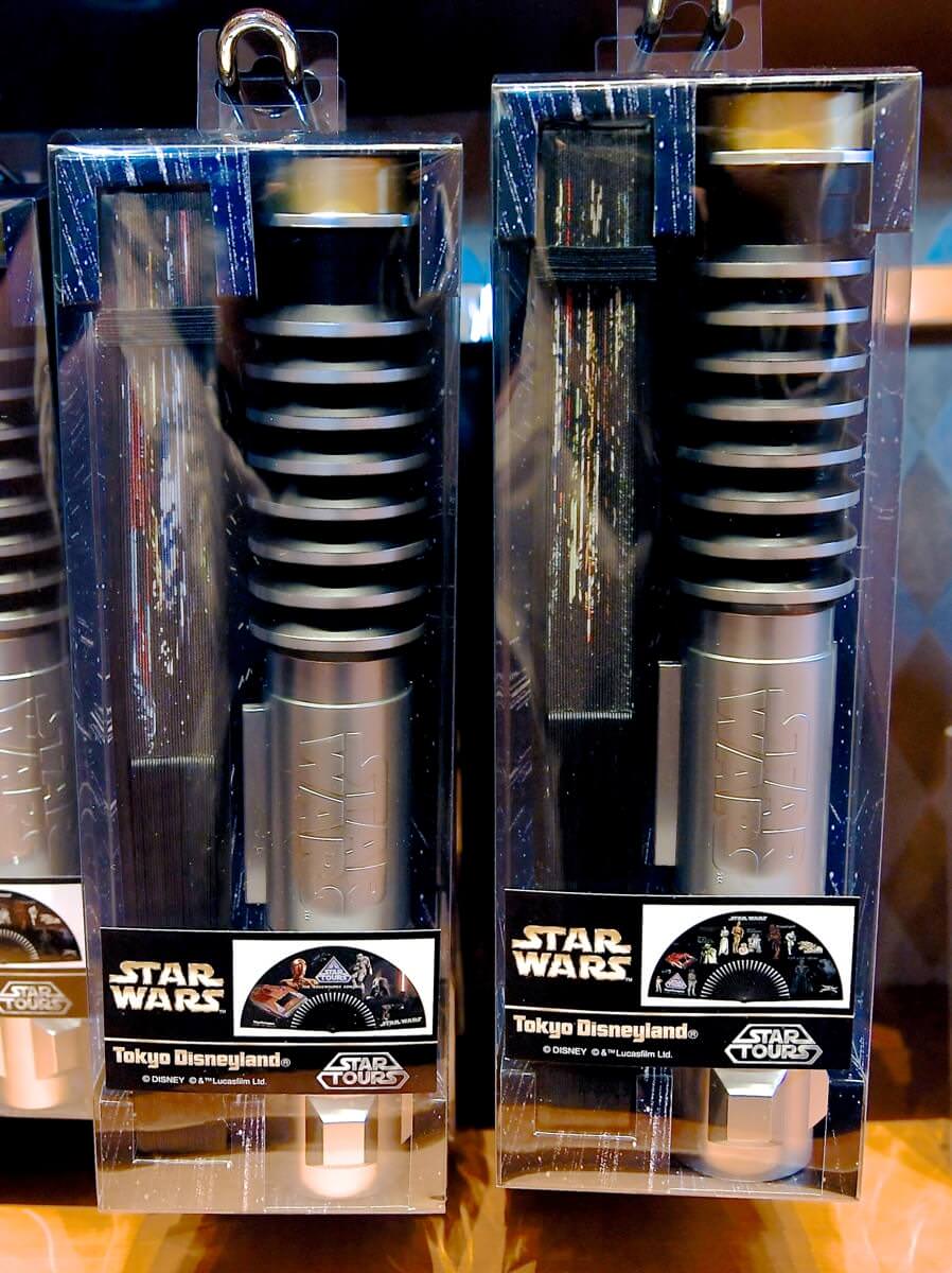 ライトセーバーのような扇子&ドロイド貯金箱！東京ディズニーランド