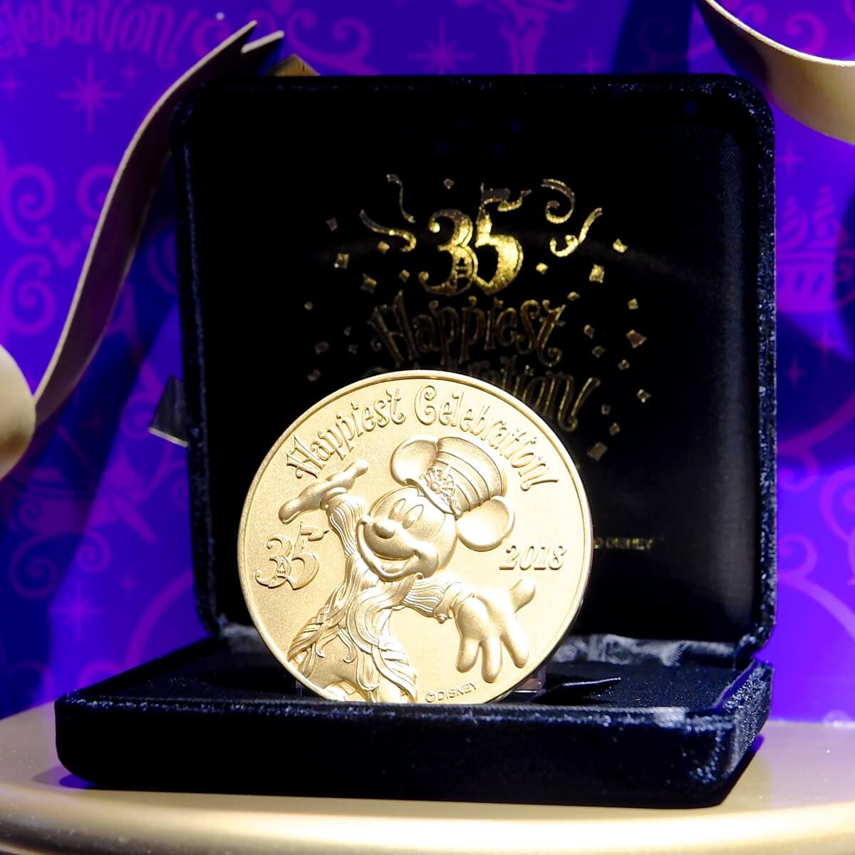 ピンセットや豪華なメダル、フィギュアリンも！東京ディズニーリゾート