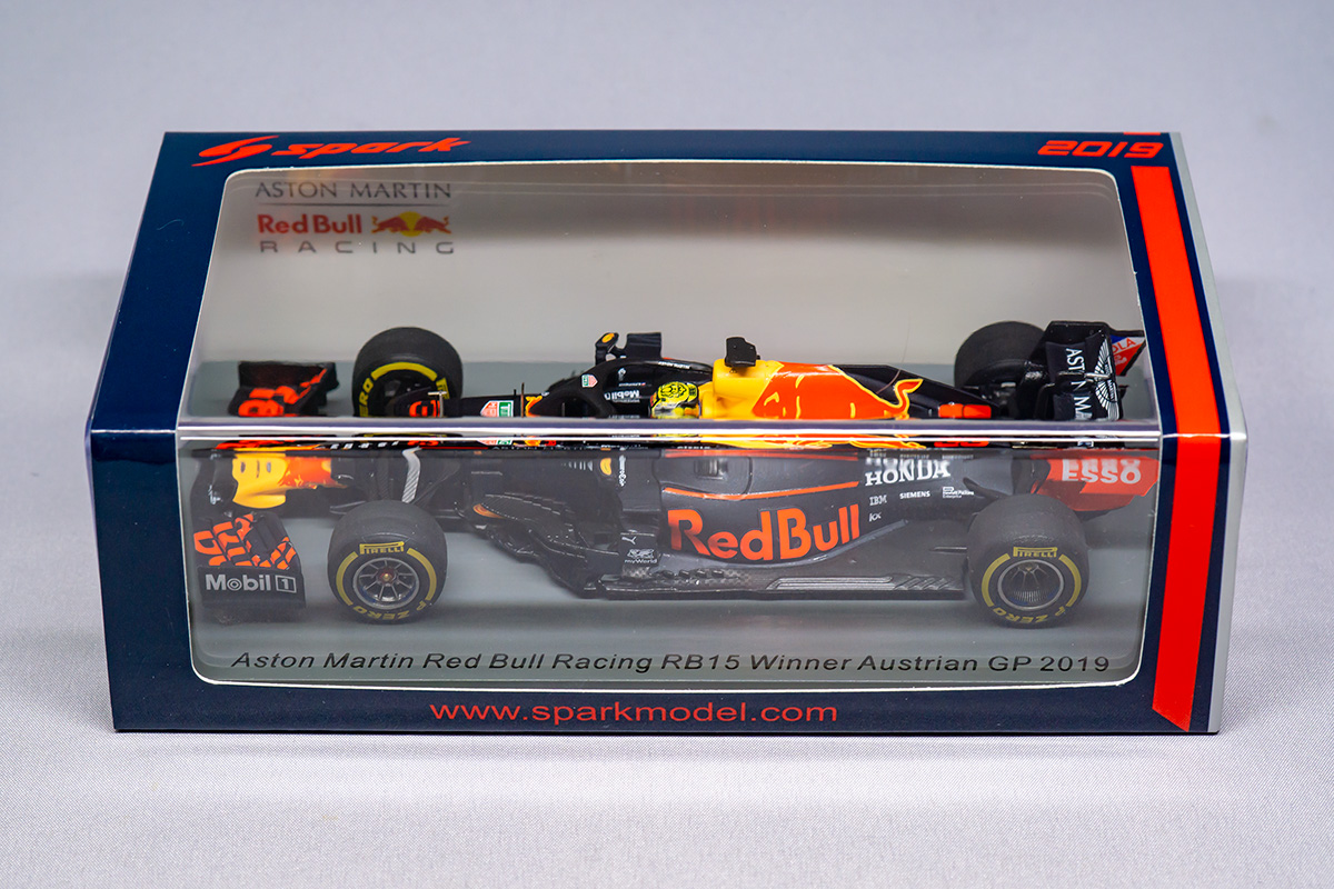 スパーク 1/43レッドブルRB15 フェルスタッペン2019USA3位100戦