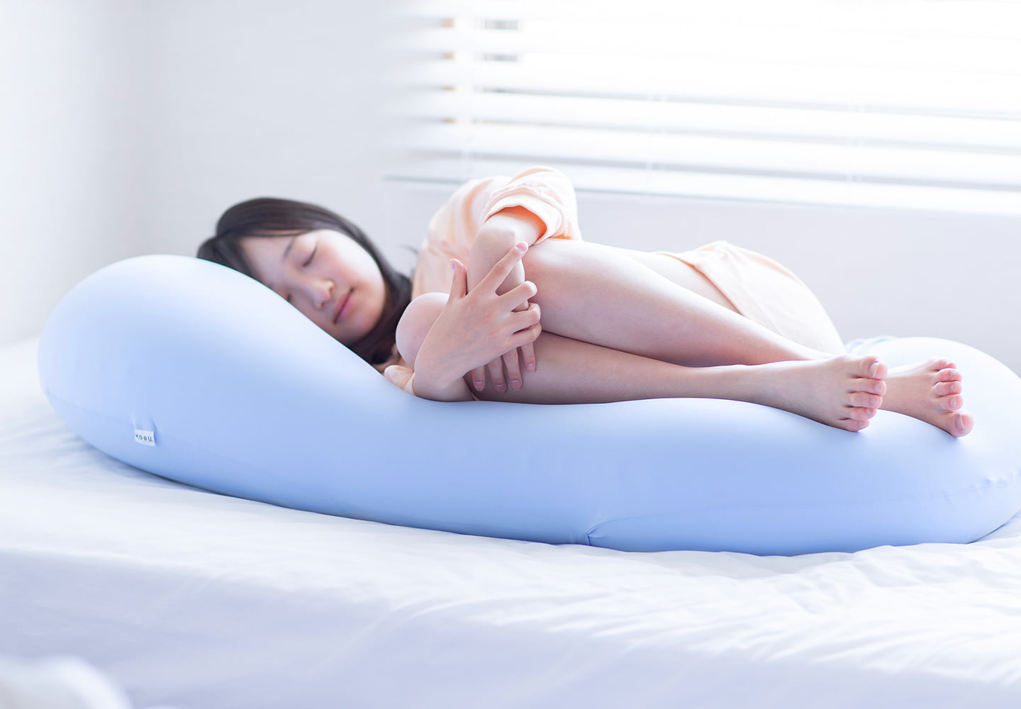 雲にのる®夢枕 | MOGU（モグ）