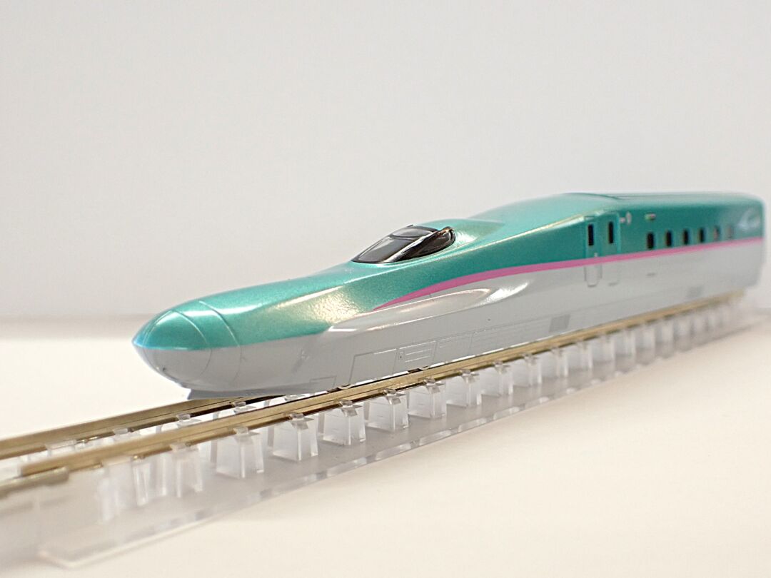 KATO E5系新幹線「はやぶさ」 増結セットA(3両) 品番：10-1970