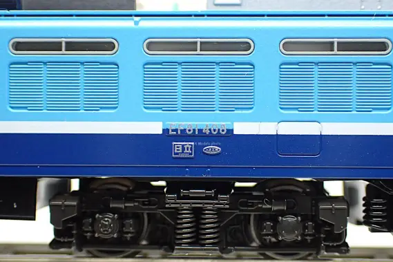 EF81 408 JR貨物試験塗装機が入線です。ホビーセンターカト 3066-S