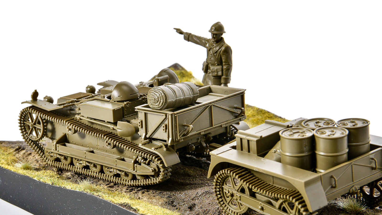 花金だ！仕事帰りに買うプラモ。タミヤの戦車プラモのエスプリを