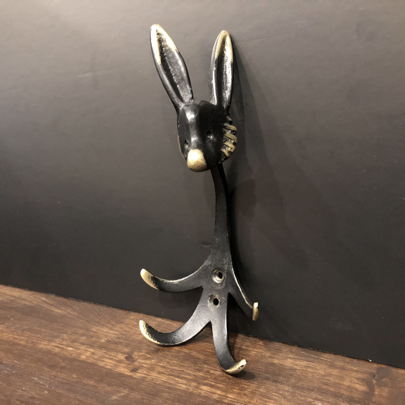 Walter Bosse （ウォルター ボッセ）のウサギのコートフックハンガー