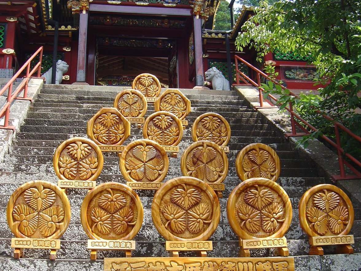 本日3月28日は「三つ葉の日」。 徳川家の家紋とは別に、将軍によって