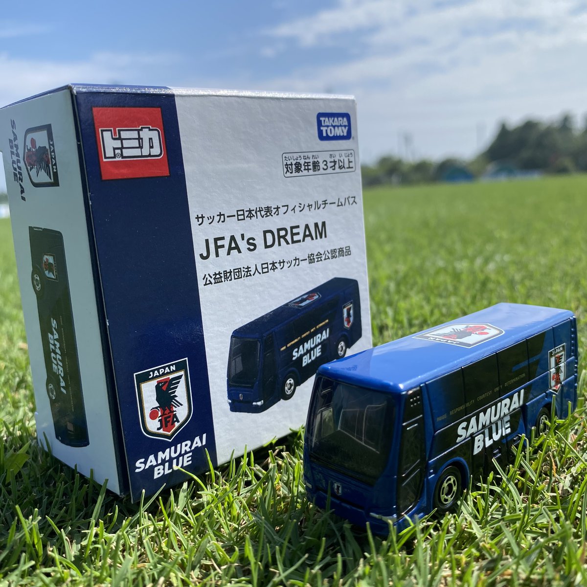 ⚽新商品⚽『トミカ サッカー日本代表 オフィシャルチームバス JFA's