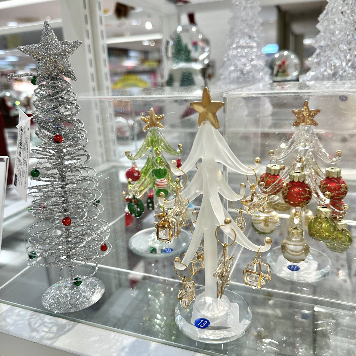 🤲手のひらサイズのミニツリー🎄 ちょっとしたスペースにちょこんと