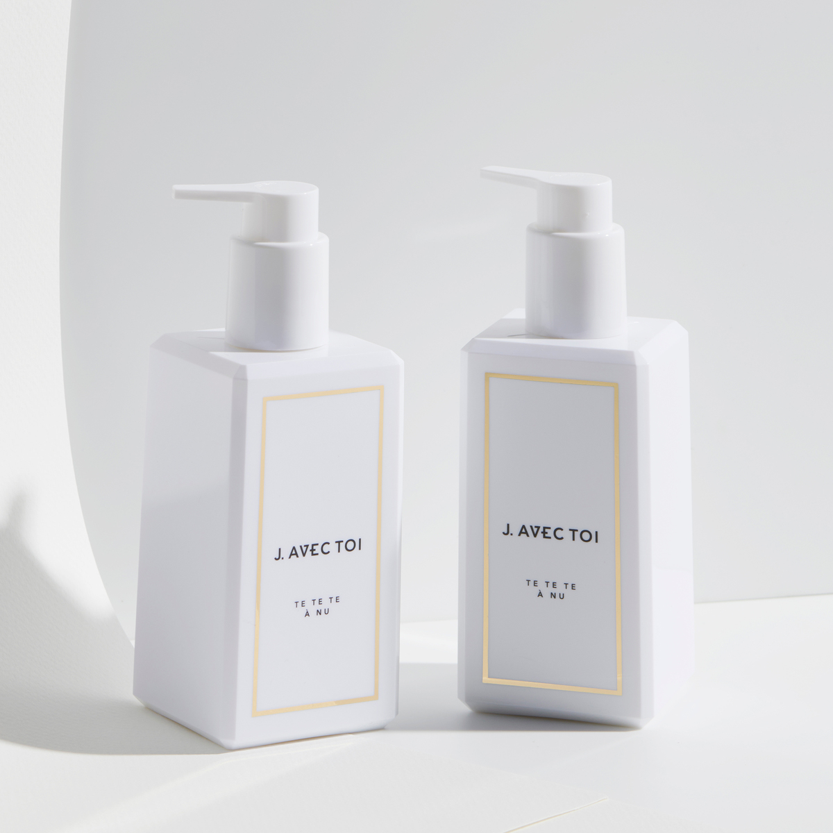 J.AVEC TOI ボディローションテテテアヌホワイトローズ ×2本 ジェイ