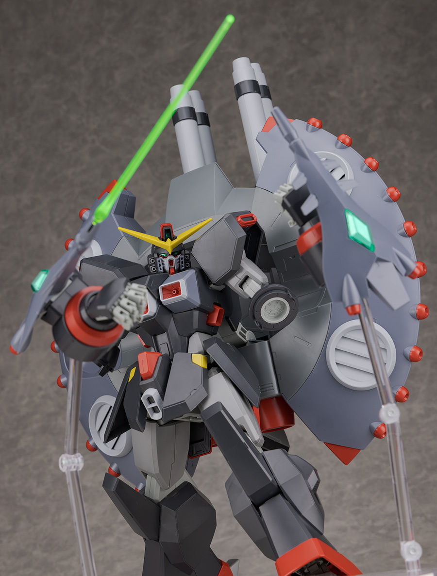 HGCE デストロイガンダム レビューその1