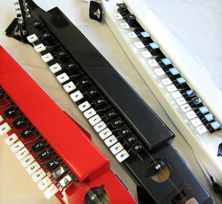 チェンバロ・スピネット・ライアー・大正琴 製造販売。浜松古典楽器