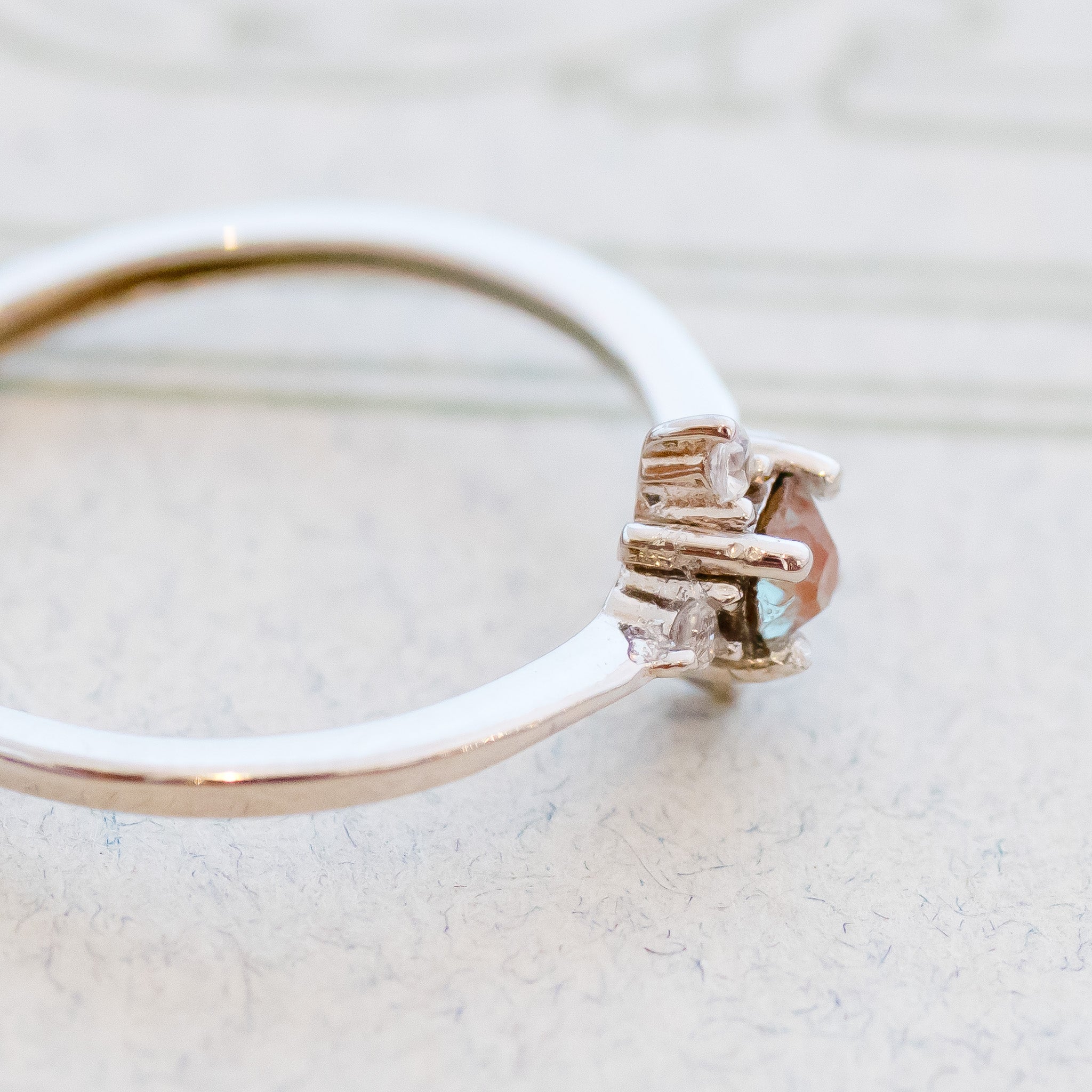 多面カット アンティークサフィレット シルバーリング