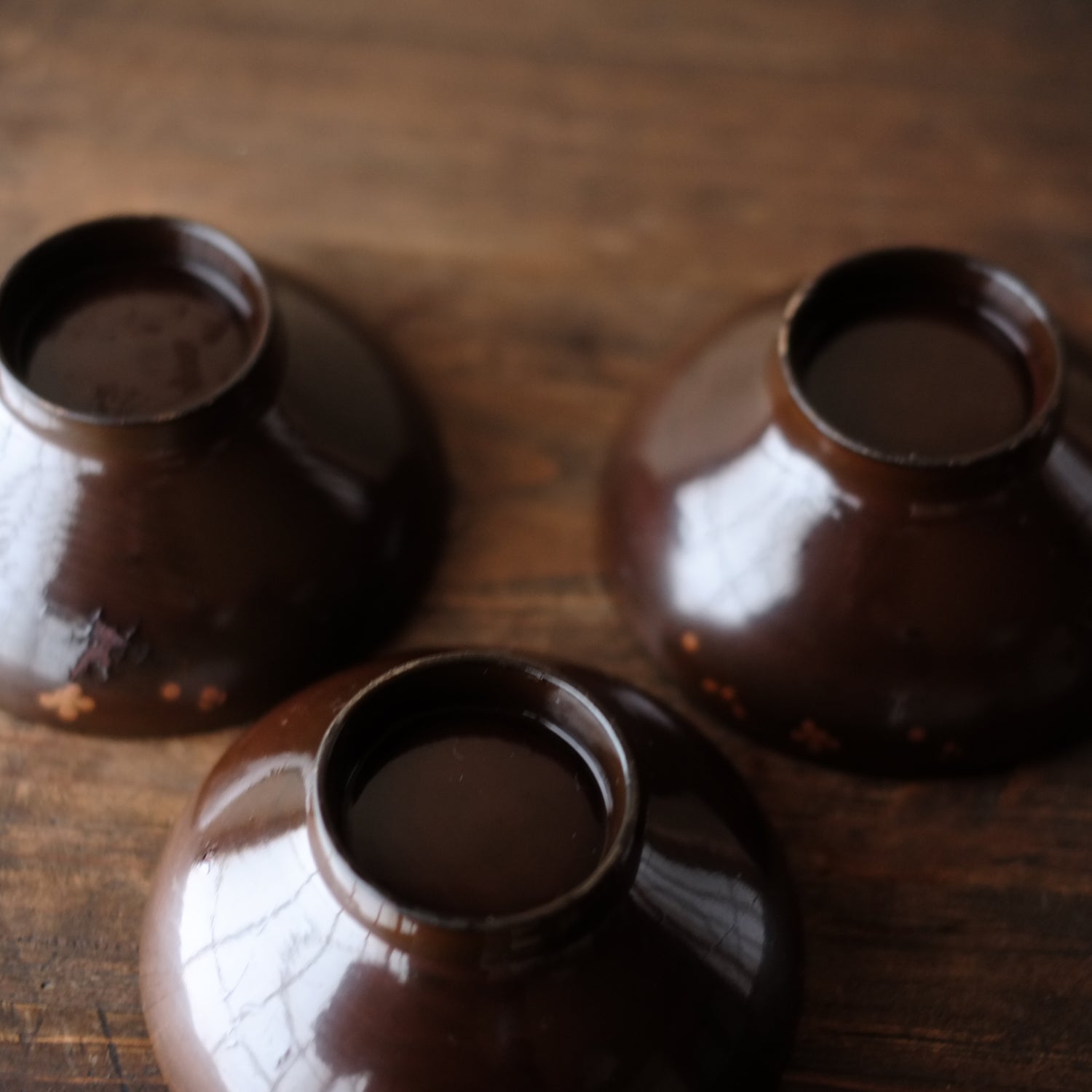 断文 時代 内朱外黒富士形 花籠梅文蒔絵 蓋付吸物椀 3客セット（江戸