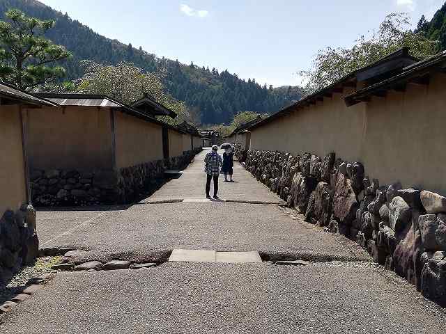 一乗谷・朝倉氏遺跡（一乗谷城）｜日本百名城｜城トリップ
