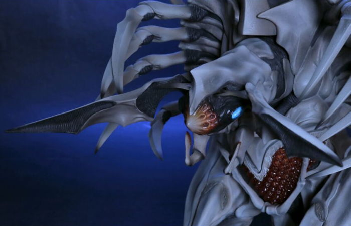 ガメラ（1996）」に続いてエクスプラスより「レギオン」の「ナイト