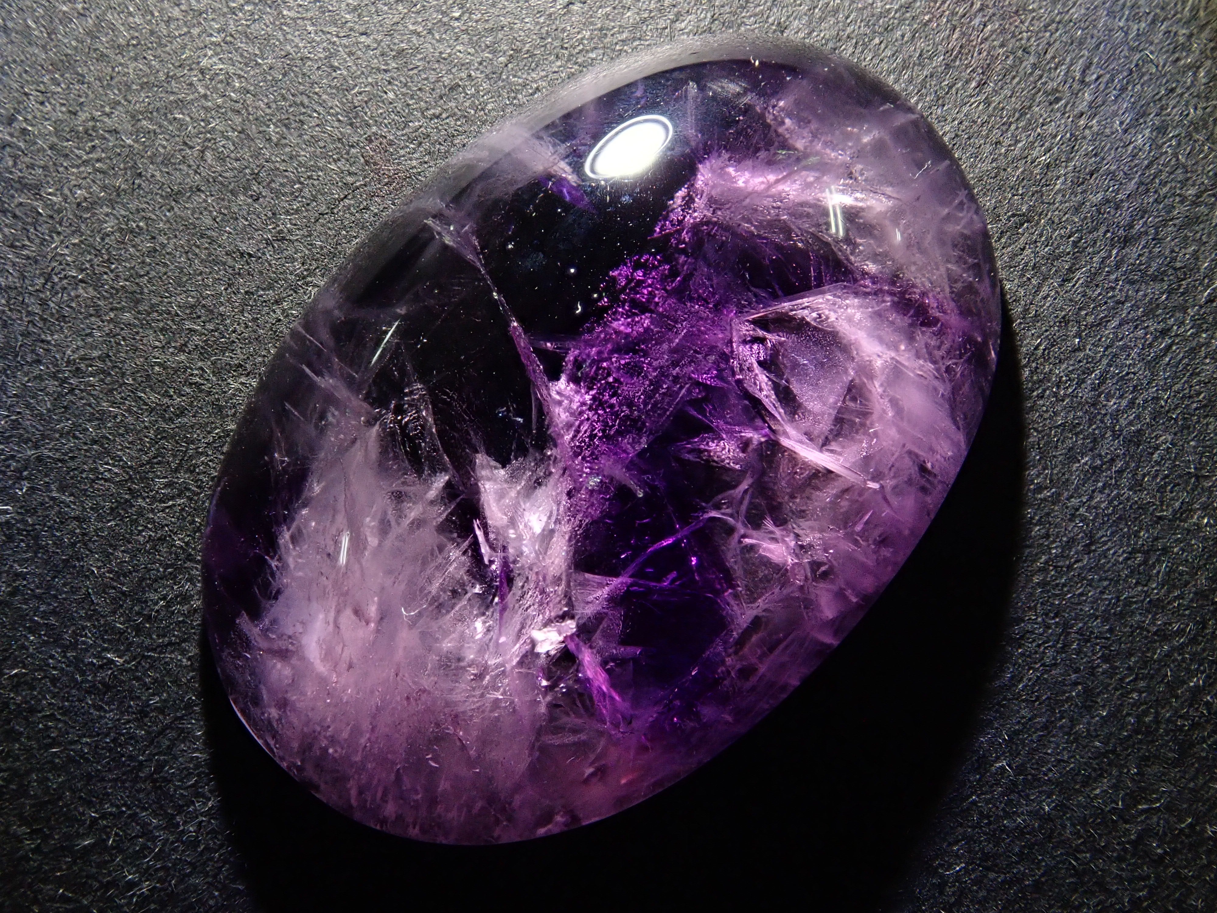 トラピッチェアメジスト 24.772ctルース