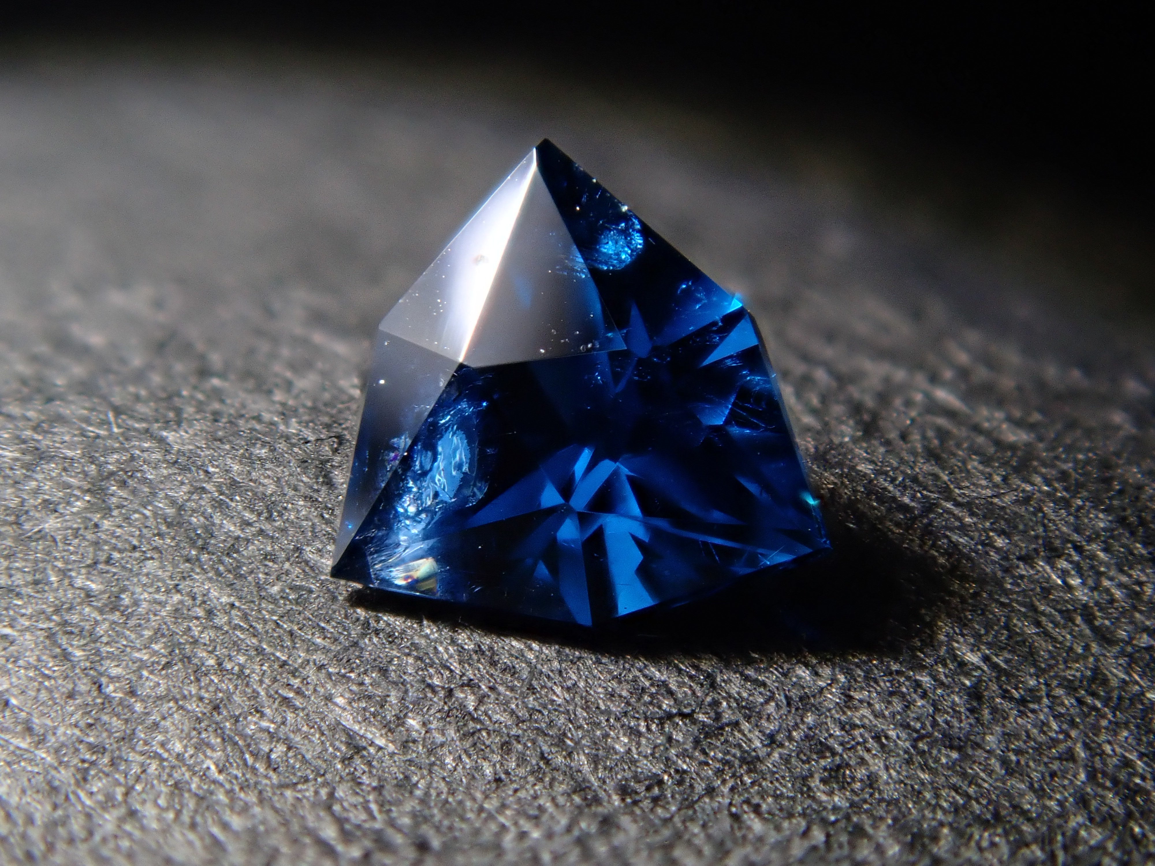 コバルトスピネル - 通販｜宝石鑑定士が運営【カラッツSTORE】