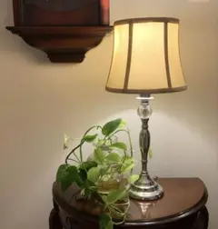 2026年最新】ローラアシュレイ テーブルライトの人気アイテム - メルカリ