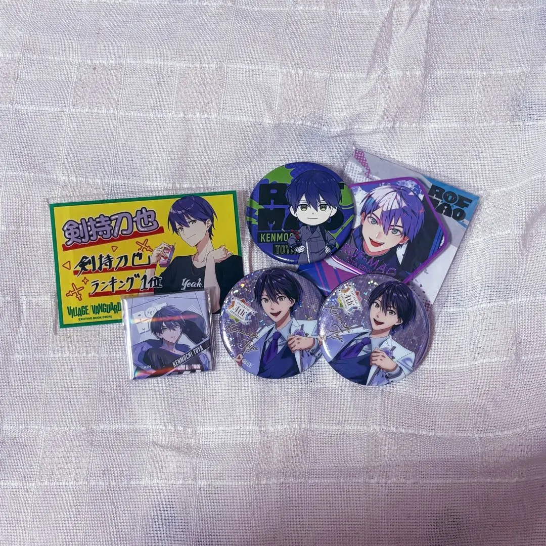 2026年最新】剣持刀也 クリスマス 缶バッジの人気アイテム - メルカリ