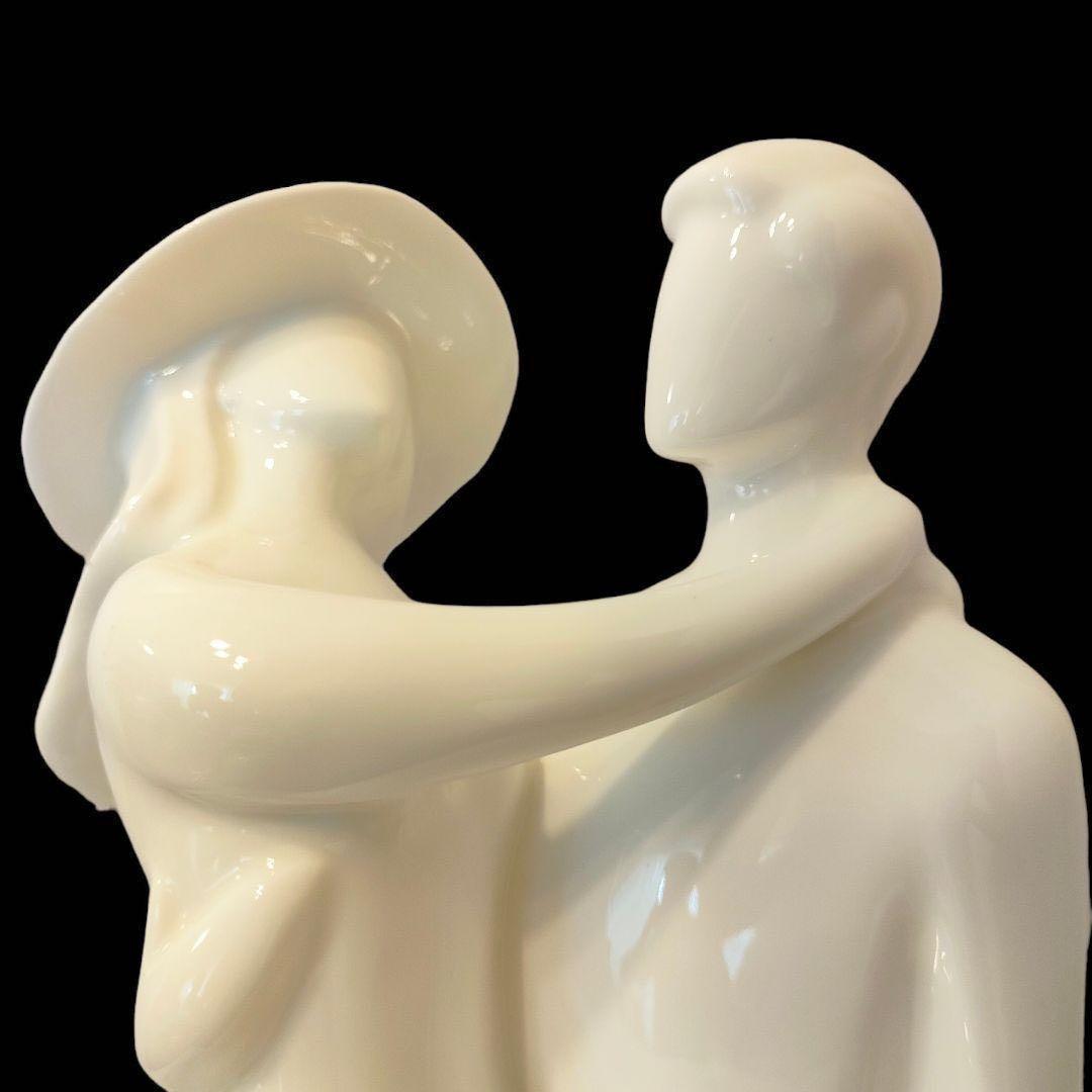 Royal Doultonボーンチャイナ 高さ30cm フィギュリン イギリス製